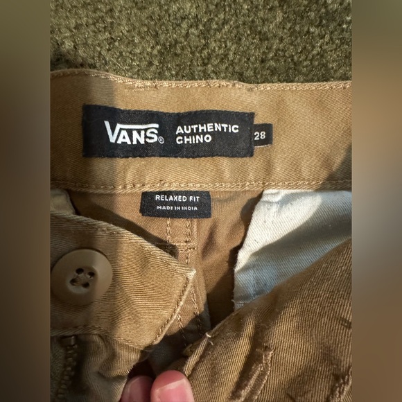 Vans Men's Tan Flat Front Shorts - Picture 2 of 3